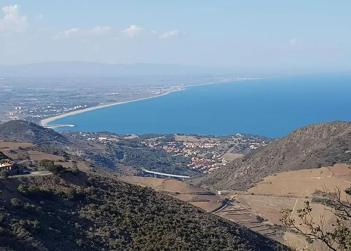 T2 Vue Sur Saint-Cyprien (Pyrenees-Orientales)